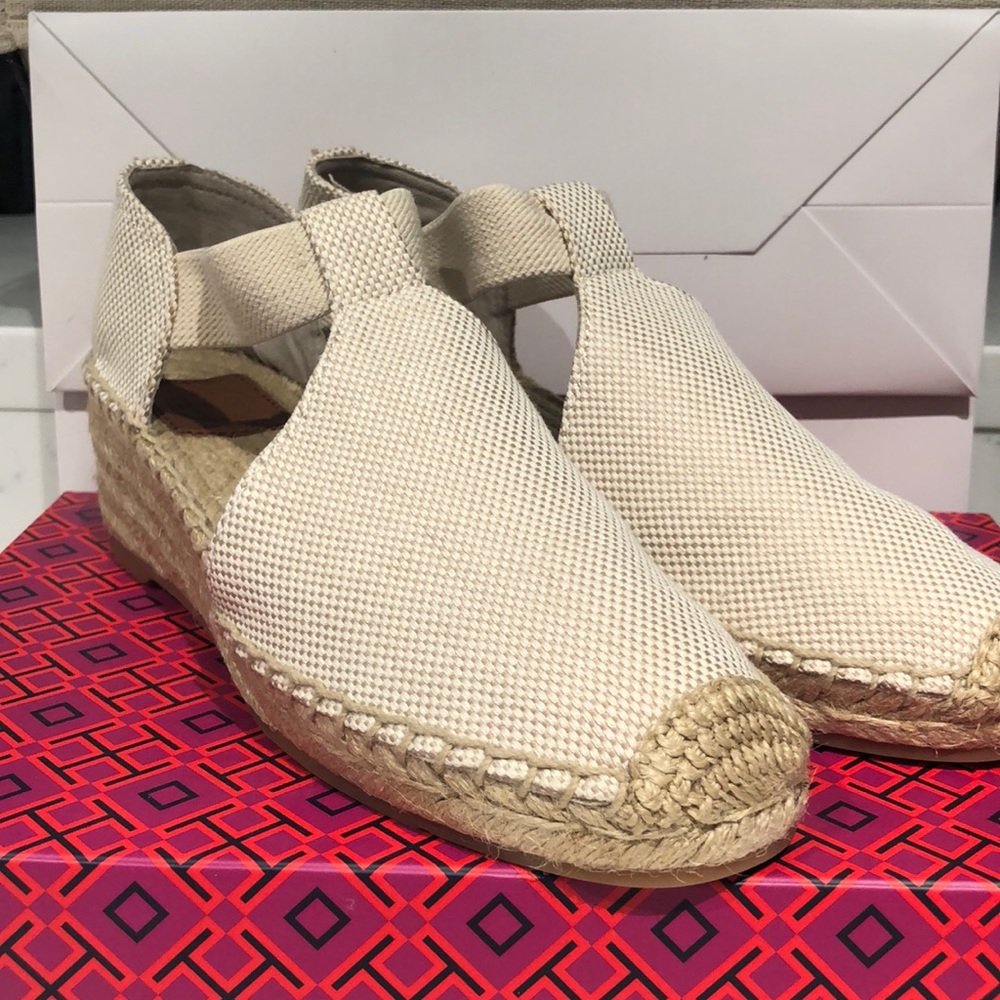 Never been worn Tory Burch shoes